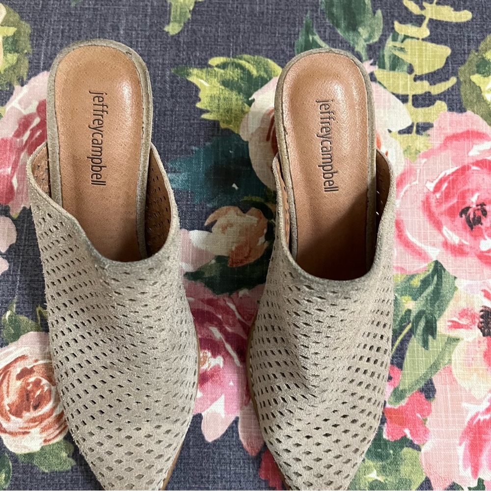 Jeffrey Campbell Suede Perforated Tan Booties size 7.5 - Picture 4 of 7